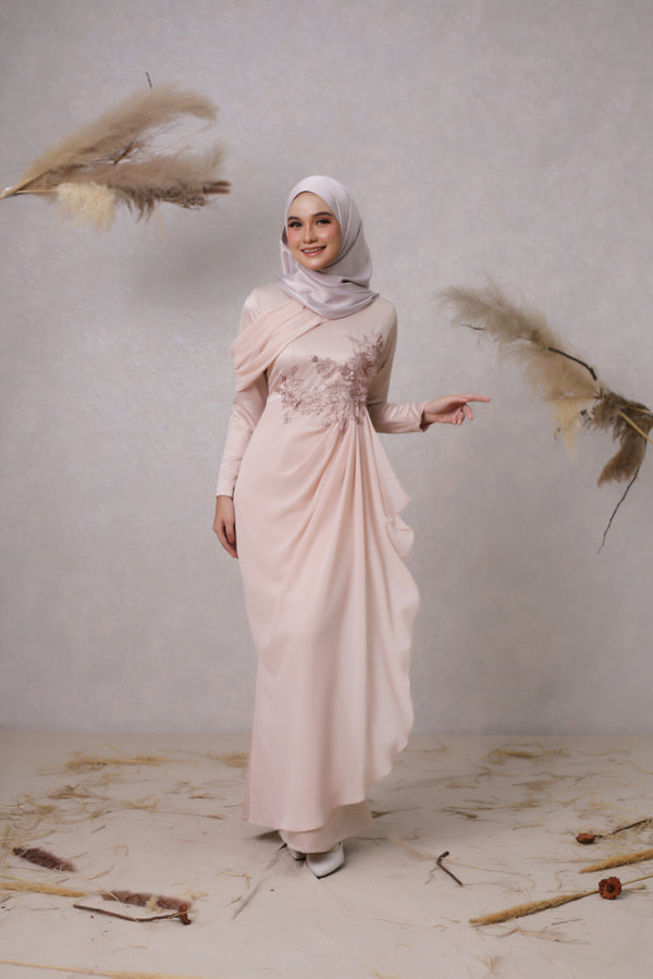 Dahlea Dress in Nude