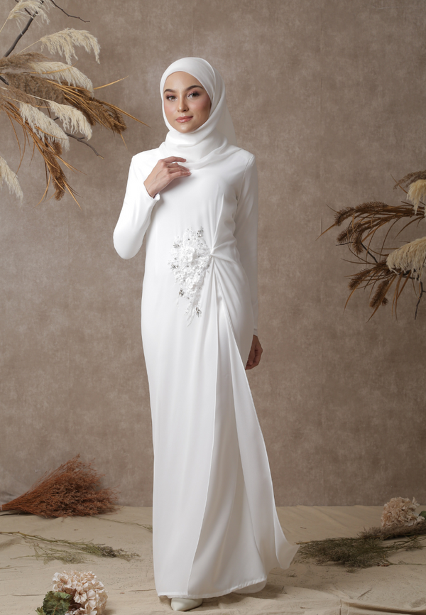 Prestige: Kath Knot Dress