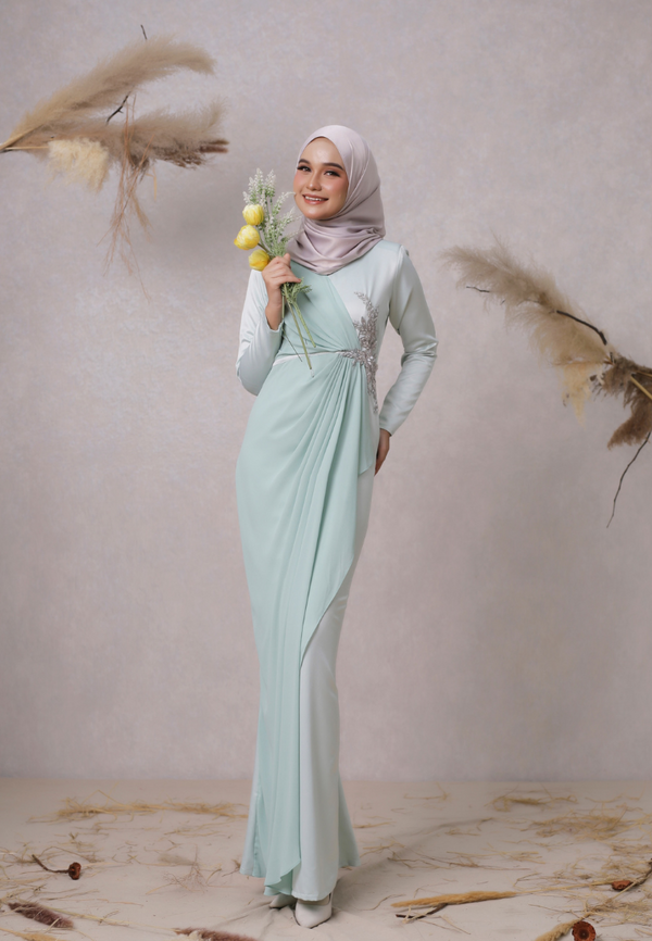 Angelic Dress in Pistachio