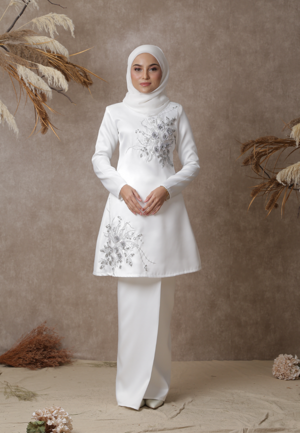 Prestige: Mekar Kurung