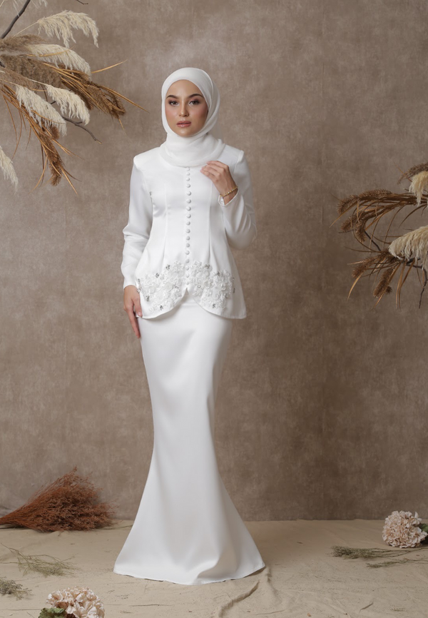 Prestige: Edith Kebaya