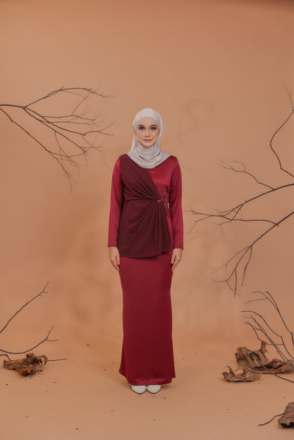 Angelic Kurung in Crunchy Cherry