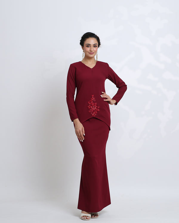 Kebaya Thalia Lace in Ruby Red